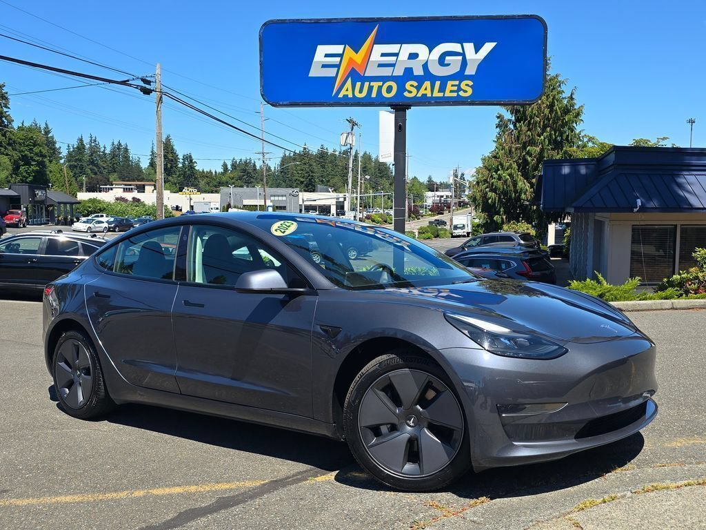 Used 2023 Tesla Model 3 Standard Range RWD image 1