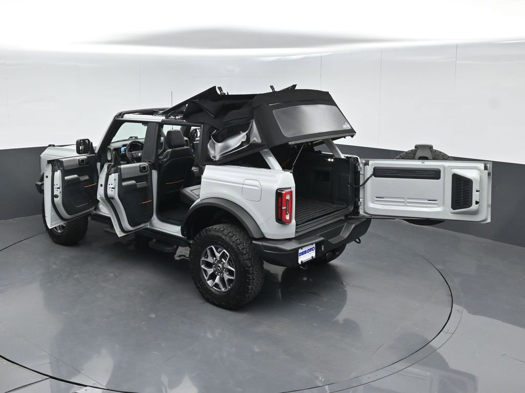 Used 2021 Ford Bronco Badlands image 59