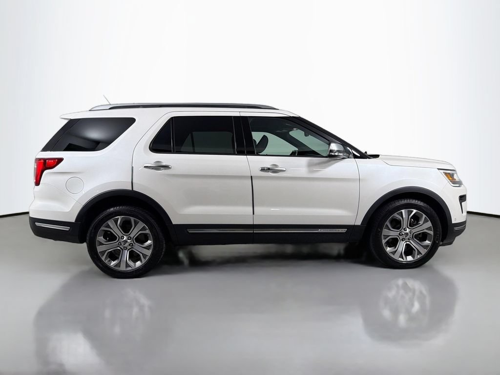Used 2018 Ford Explorer Platinum AWD/4WD image 4