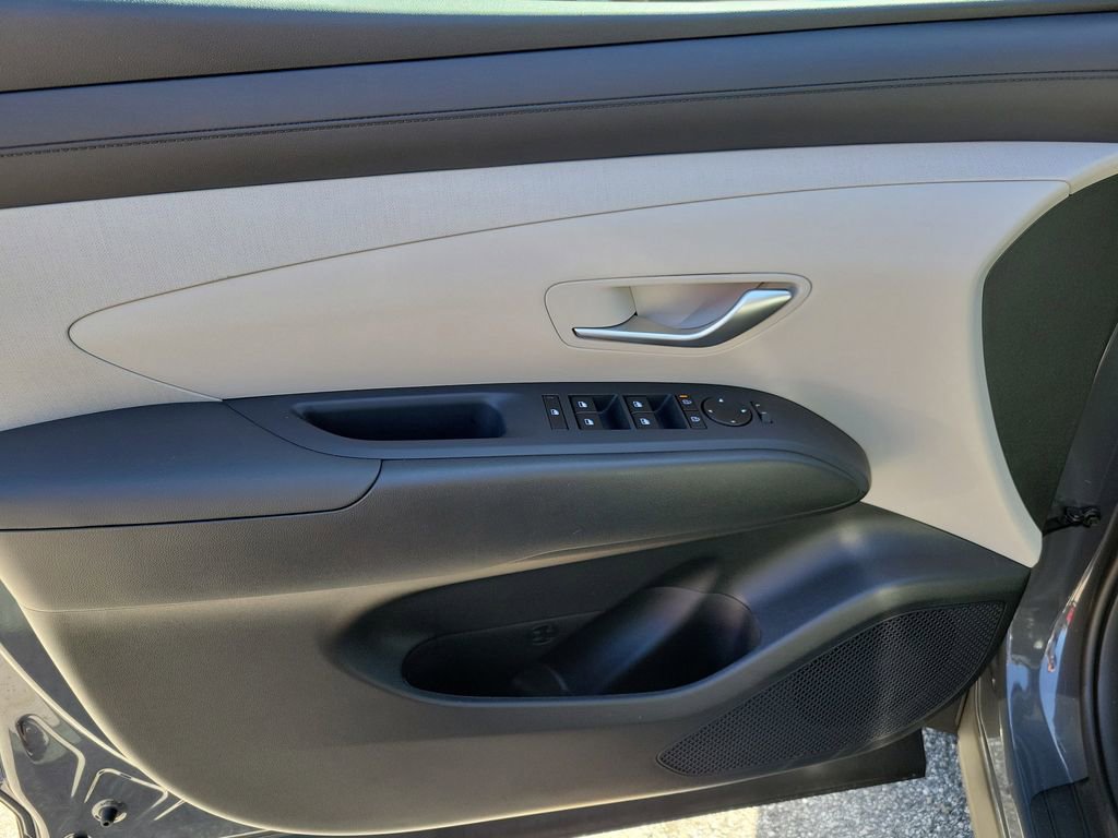 Used 2026 Hyundai Tucson SEL FWD image 14