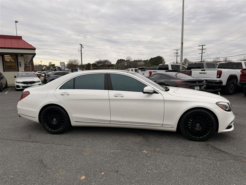 Used 2018 Mercedes-Benz S 560 4MATIC Sedan image 4