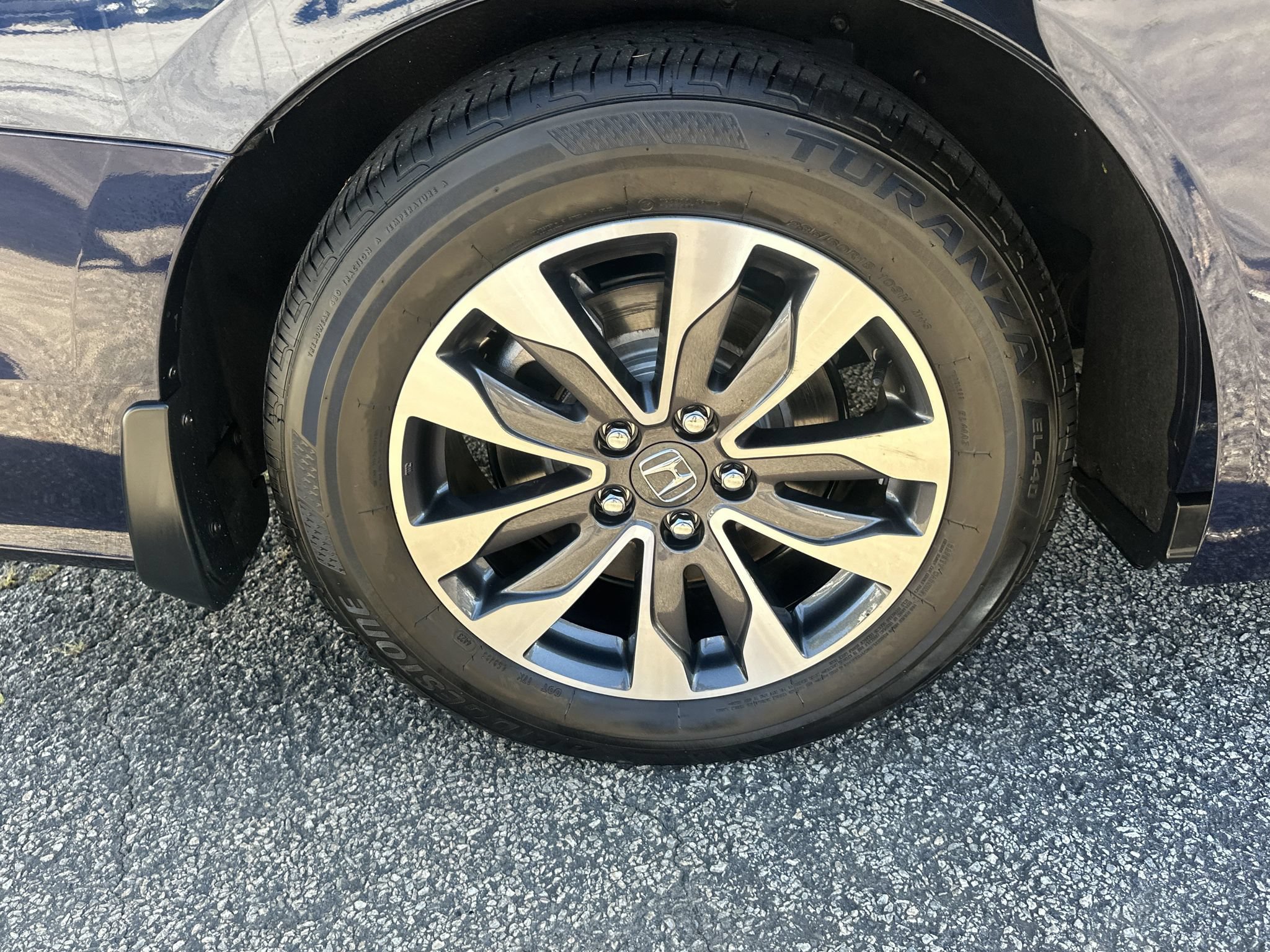 Used 2024 Honda Odyssey EX-L image 16