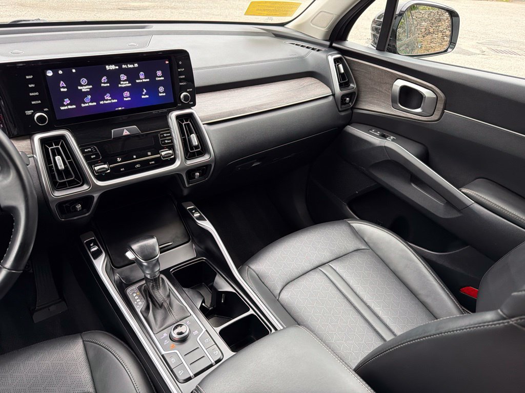 Certified 2022 Kia Sorento S AWD/4WD image 25