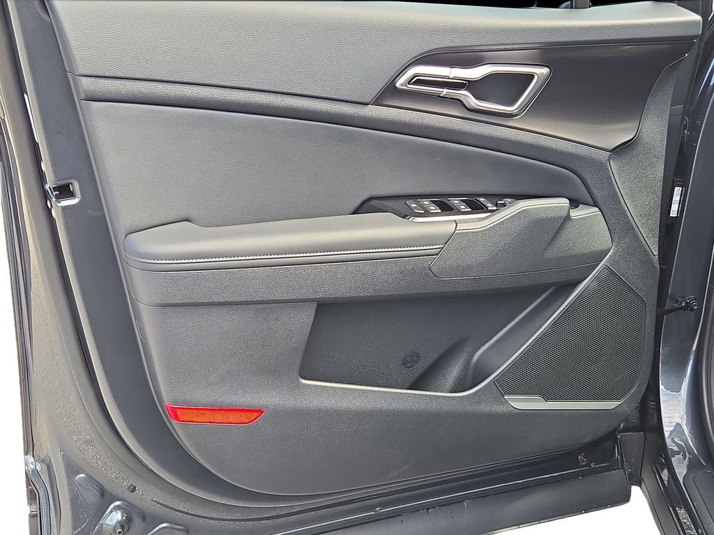 Certified 2025 Kia Sportage EX w/ Premium Package image 16