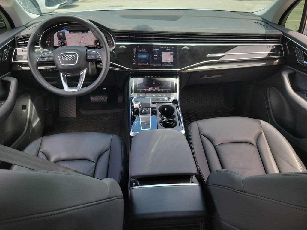 Used 2023 Audi Q7 3.0T Premium w/ Convenience Package AWD/4WD image 10