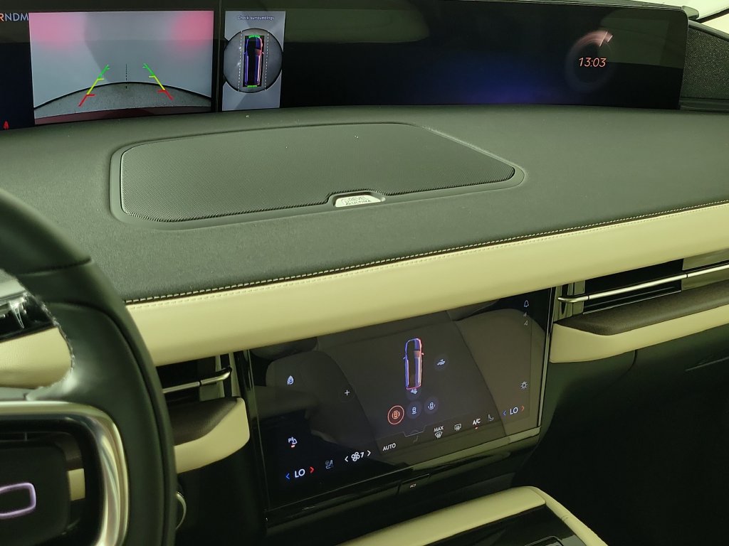 New 2027 Lincoln Navigator L Reserve w/ Jet Appearance Package RWD image 29