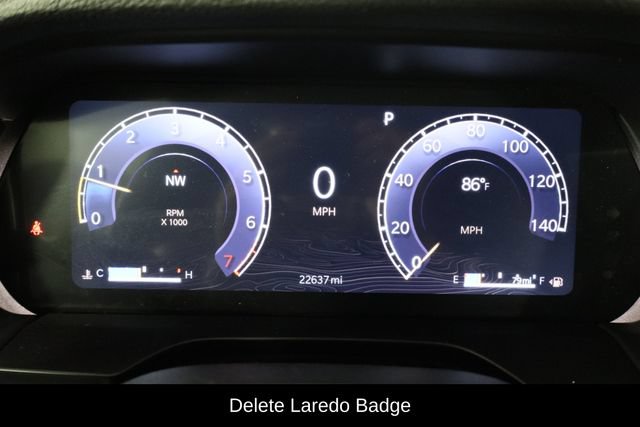 Used 2025 Jeep Grand Cherokee Altitude AWD/4WD image 11
