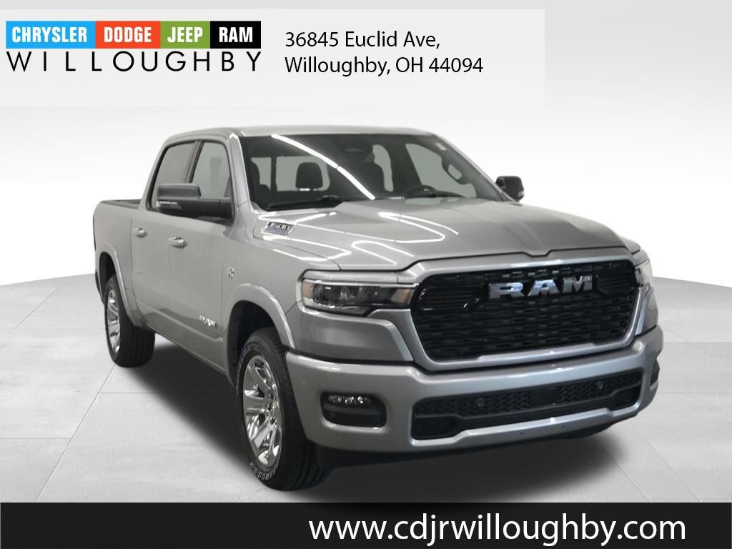 New 2026 RAM 1500 4x4 Crew Cab image 3