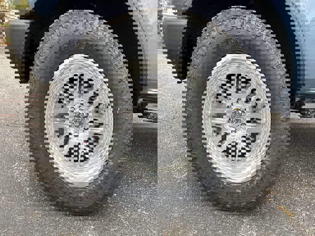 New 2025 Ford Bronco Big Bend image 9