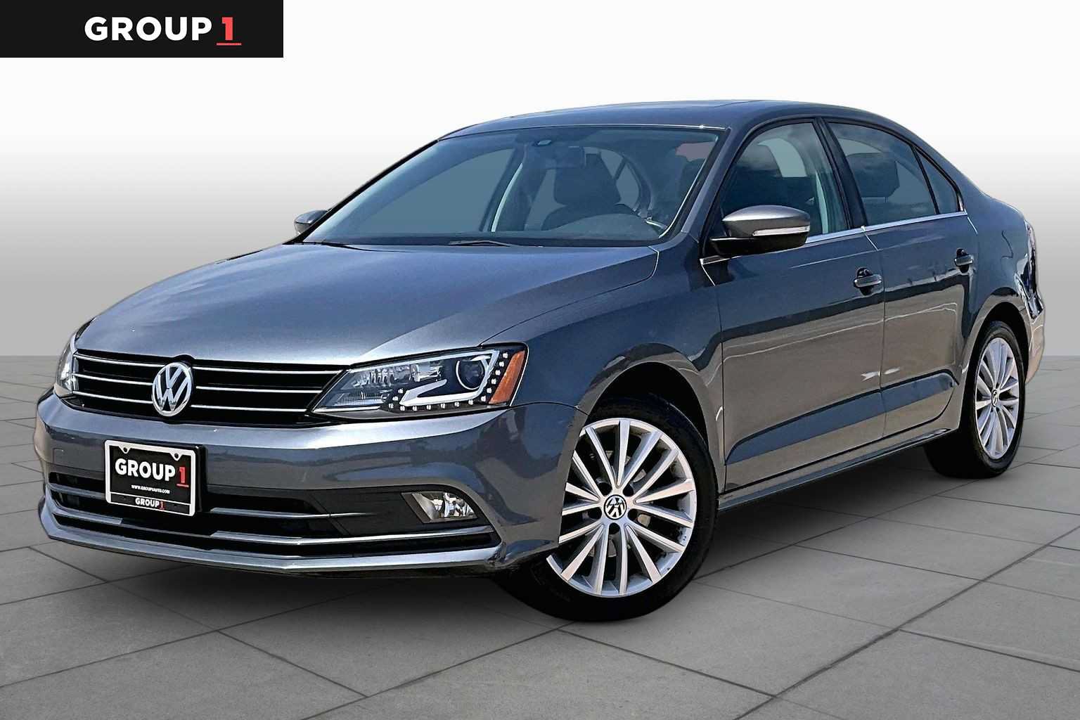 Used 2016 Volkswagen Jetta SEL w/ Lighting Package FWD image 1