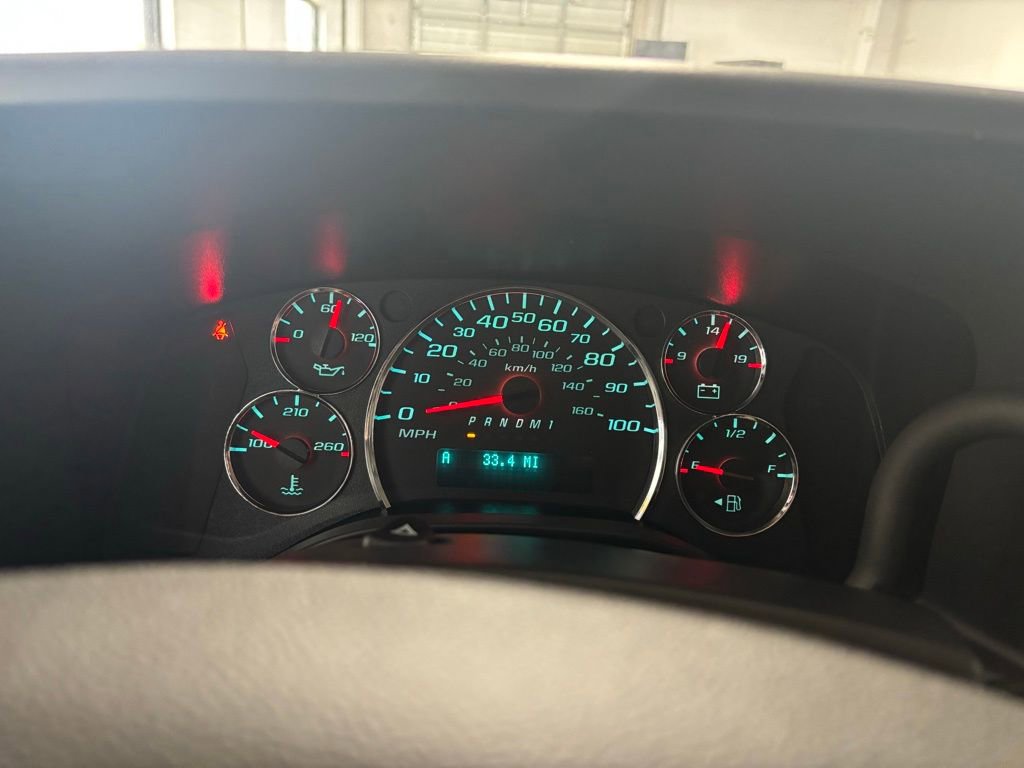 New 2025 Chevrolet Express 2500 Work Van w/ Driver Convenience Package image 30