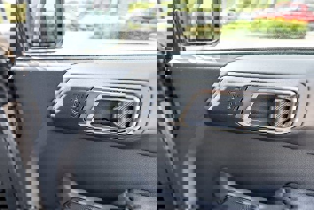 New 2025 Ford Bronco Badlands image 65