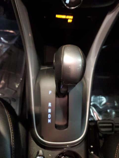 Used 2021 Chevrolet Trax LT w/ Sport Edition image 25