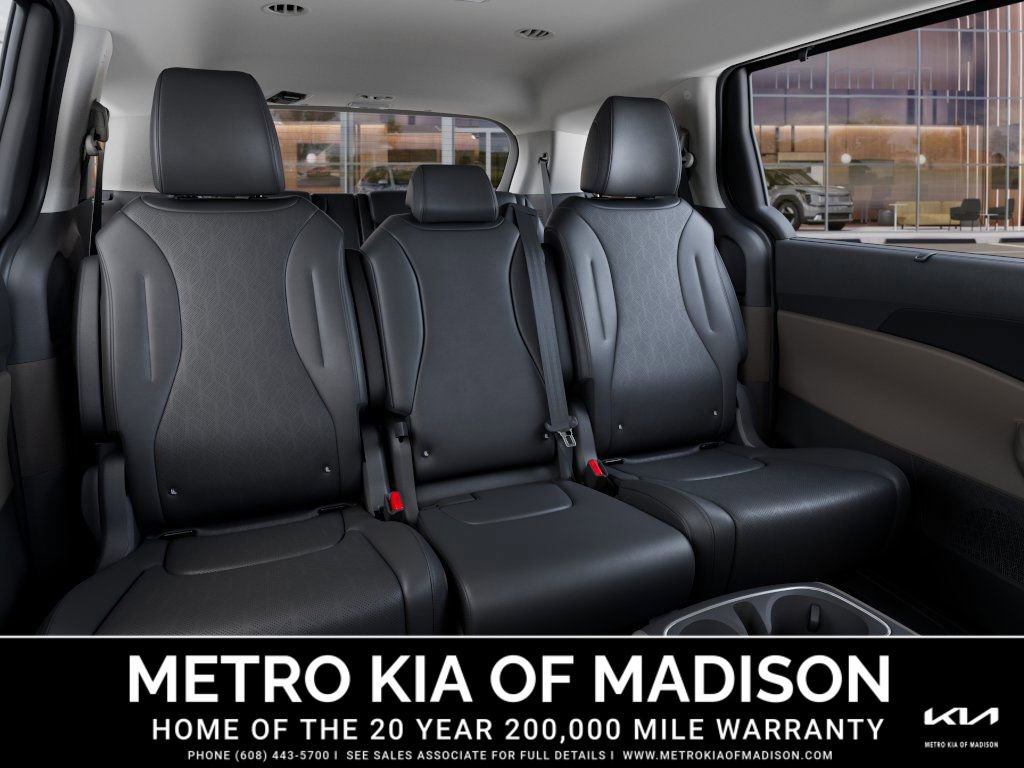 New 2026 Kia Carnival EX image 16