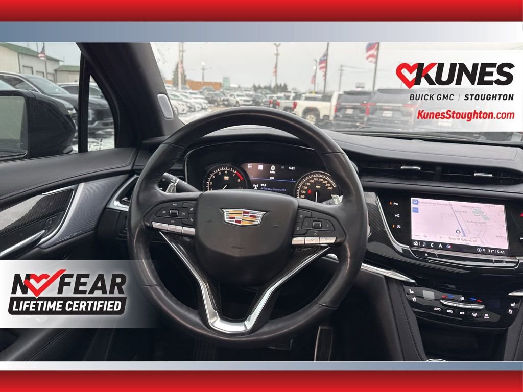 Used 2024 Cadillac XT6 Sport image 39
