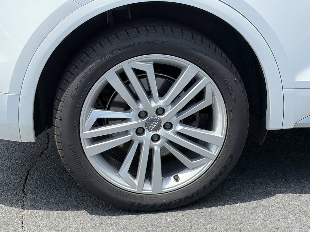 Used 2018 Audi Q5 Prestige w/ Prestige Package AWD/4WD image 9