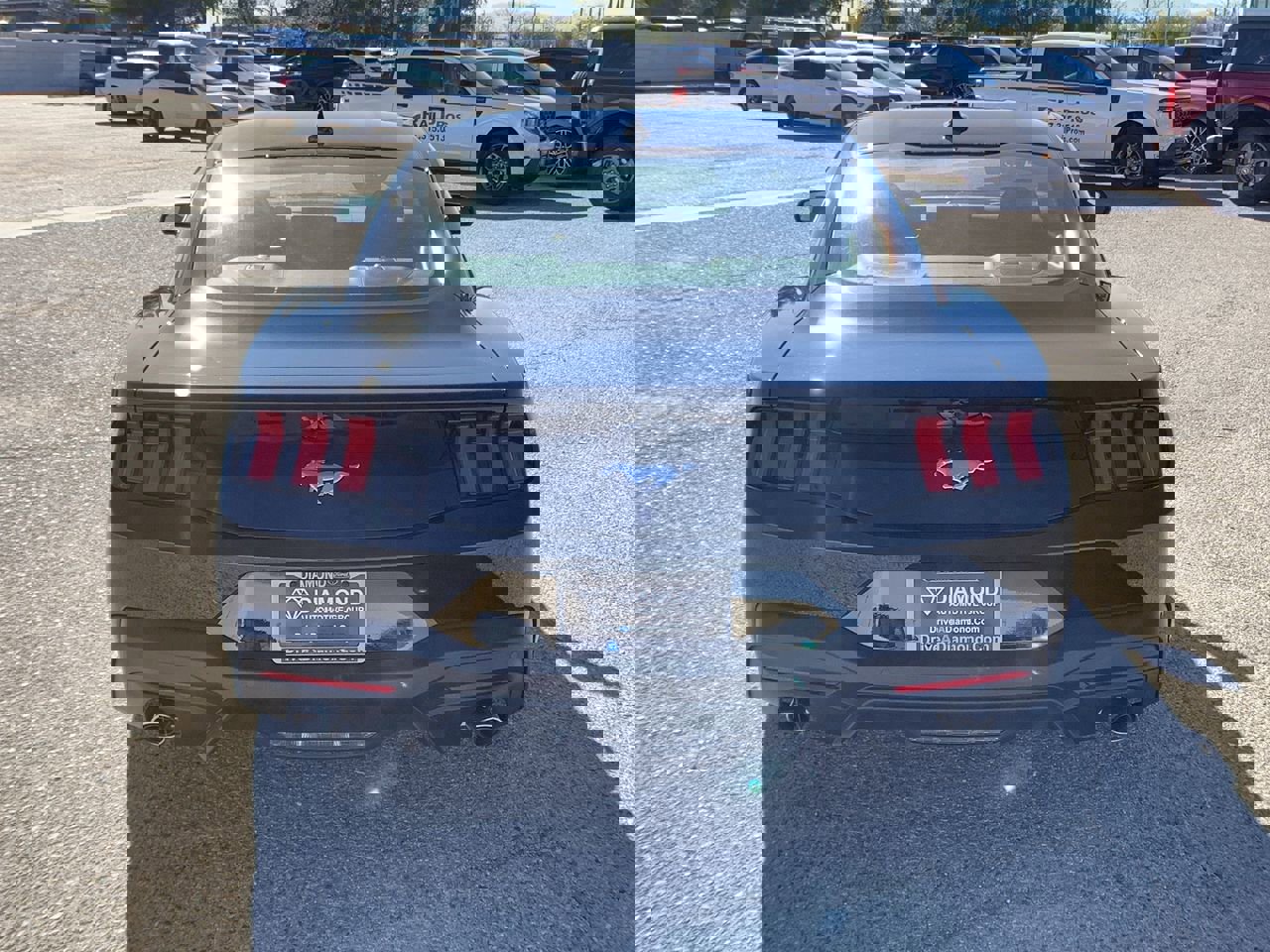 New 2025 Ford Mustang Coupe image 7