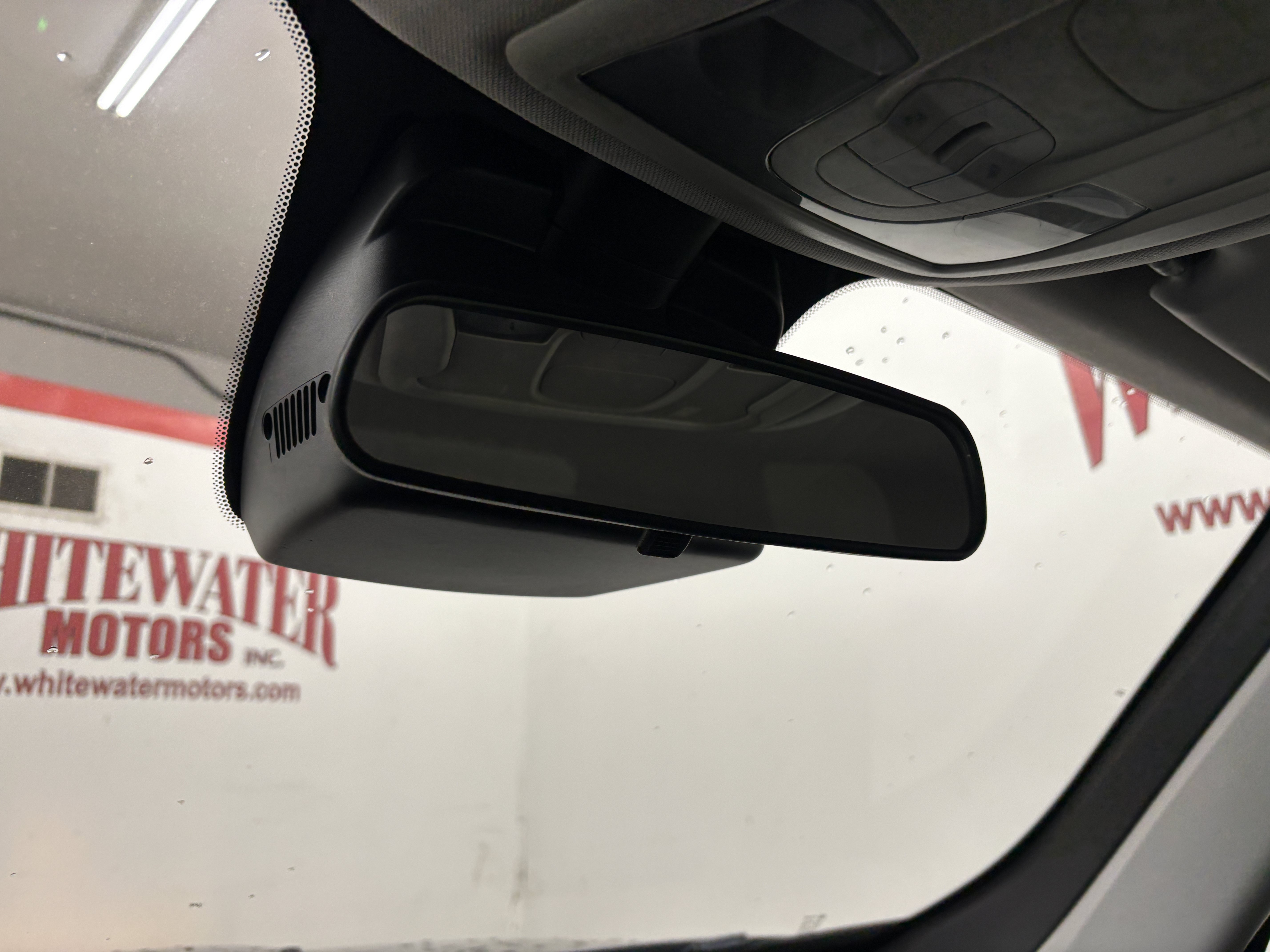 Used 2019 Jeep Renegade Altitude w/ Quick Order Package 2XM FWD image 25