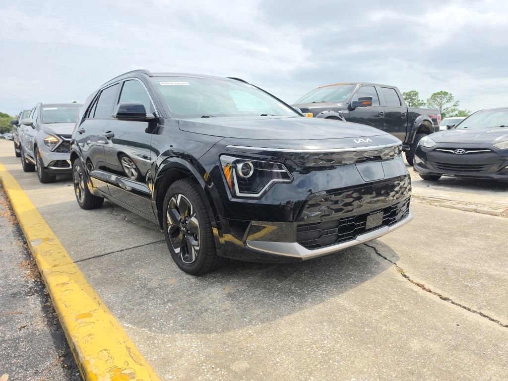 Used 2023 Kia Niro Wind FWD image 6