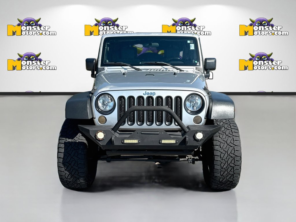 Used 2008 Jeep Wrangler Unlimited Rubicon w/ Dual Top Group AWD/4WD image 2