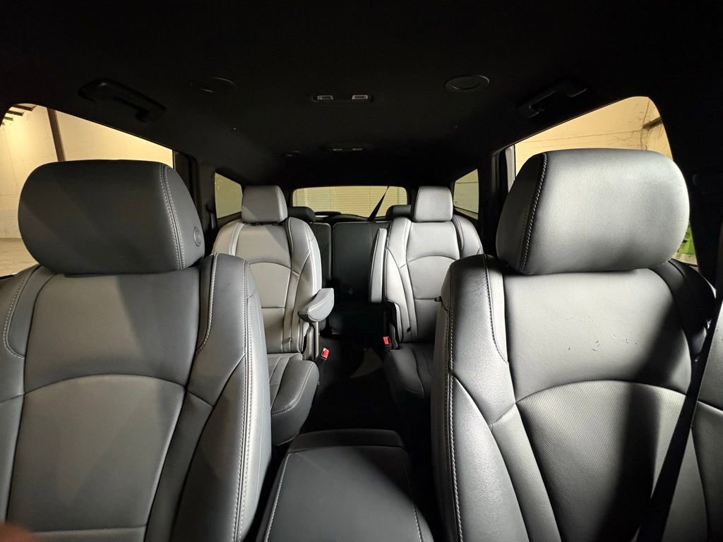 Used 2024 Buick Enclave Premium image 42