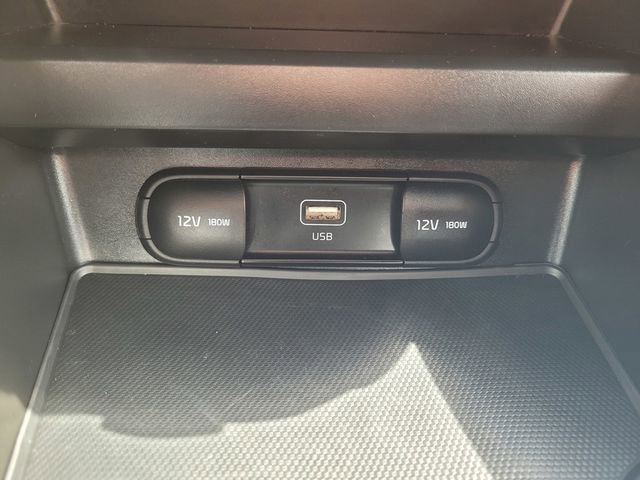 Used 2025 Kia Soul LX w/ LX Technology Package image 24