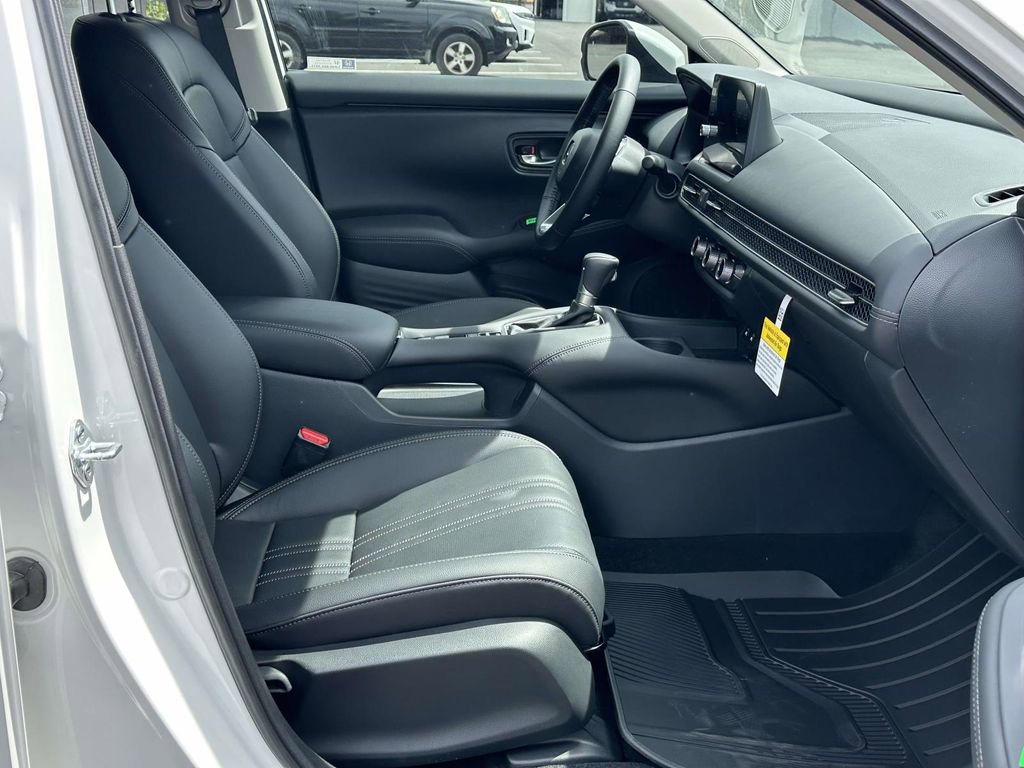 New 2026 Honda HR-V EX-L image 6
