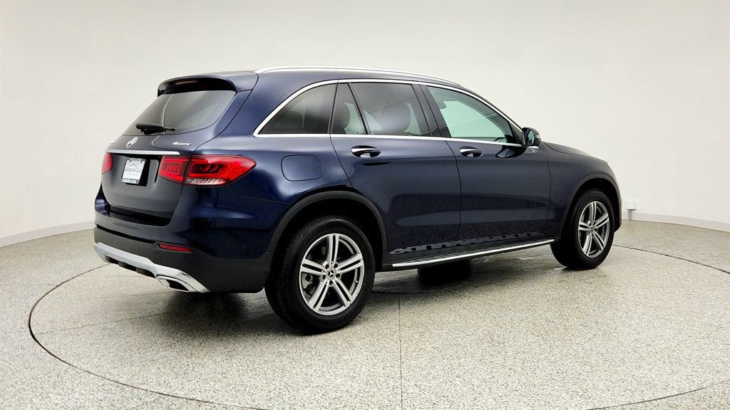Used 2022 Mercedes-Benz GLC 300 4MATIC image 5
