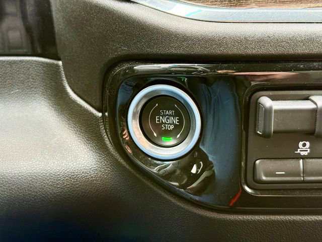 Used 2024 Chevrolet Silverado 1500 RST image 22