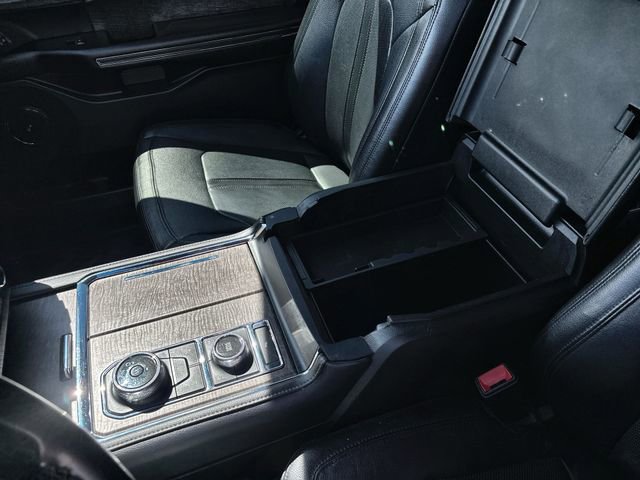 Used 2019 Ford Expedition Limited AWD/4WD image 27
