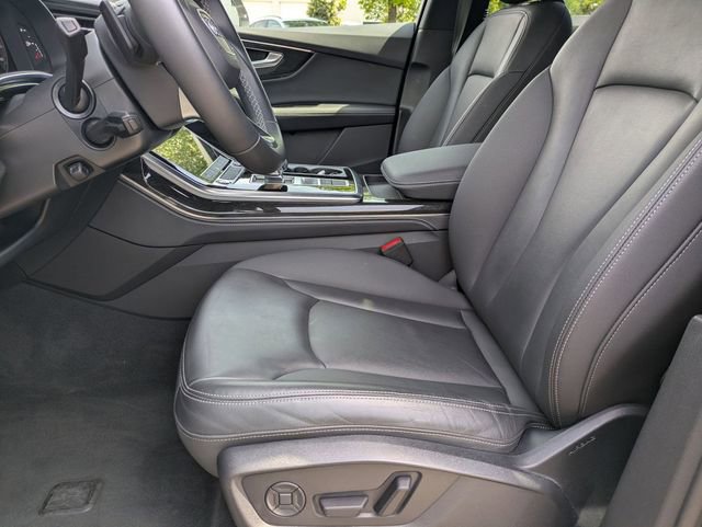 Used 2025 Audi Q7 3.0T Premium Plus image 23