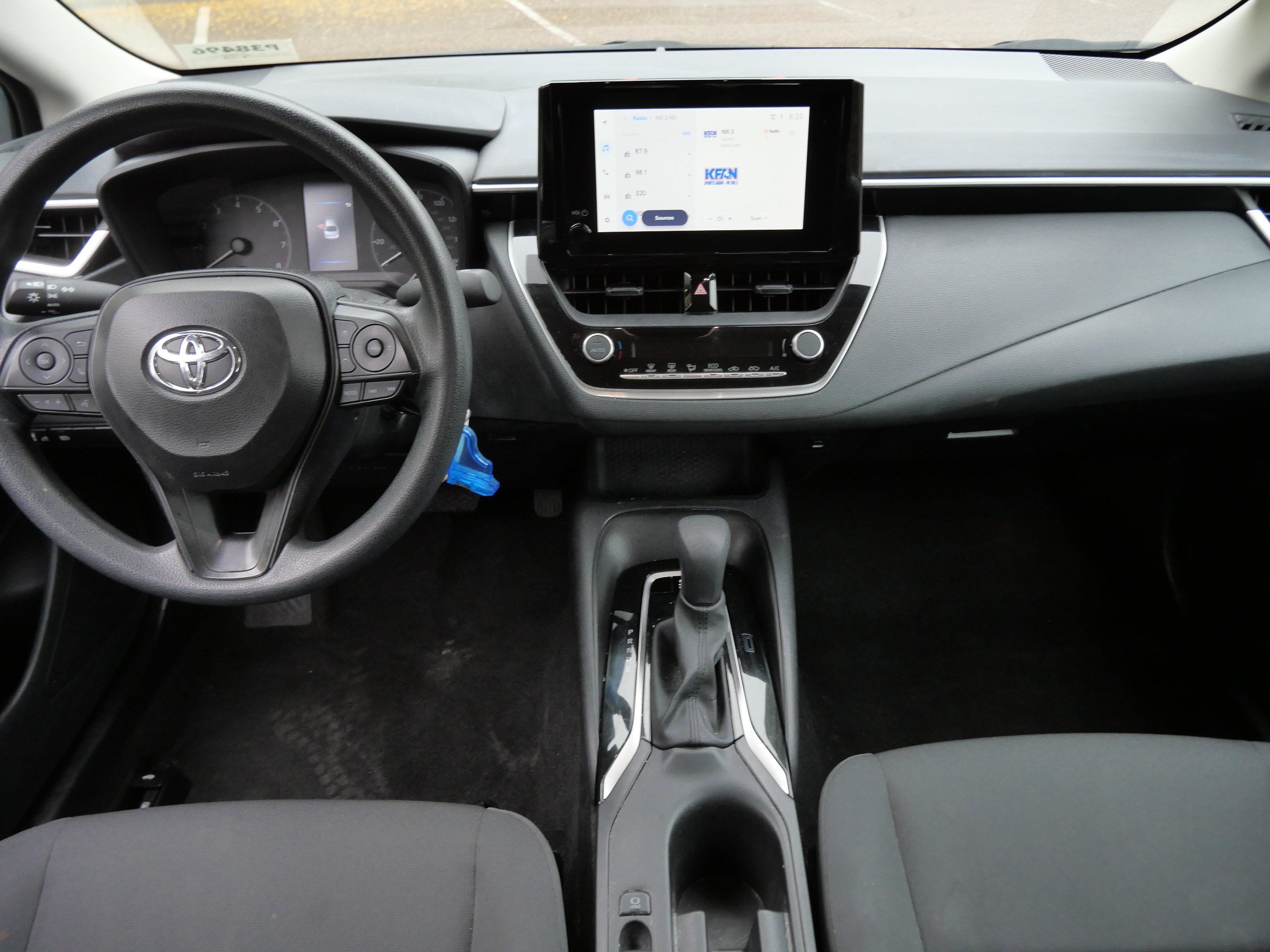 Certified 2025 Toyota Corolla LE FWD image 11