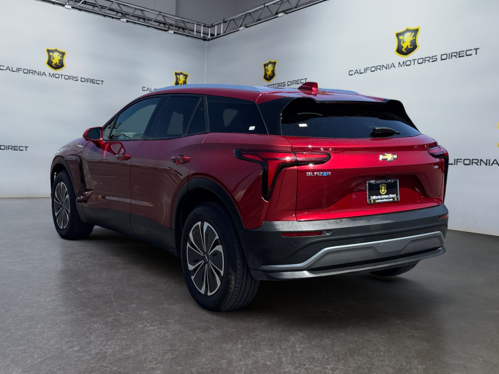 Used 2024 Chevrolet Blazer EV LT AWD/4WD image 3