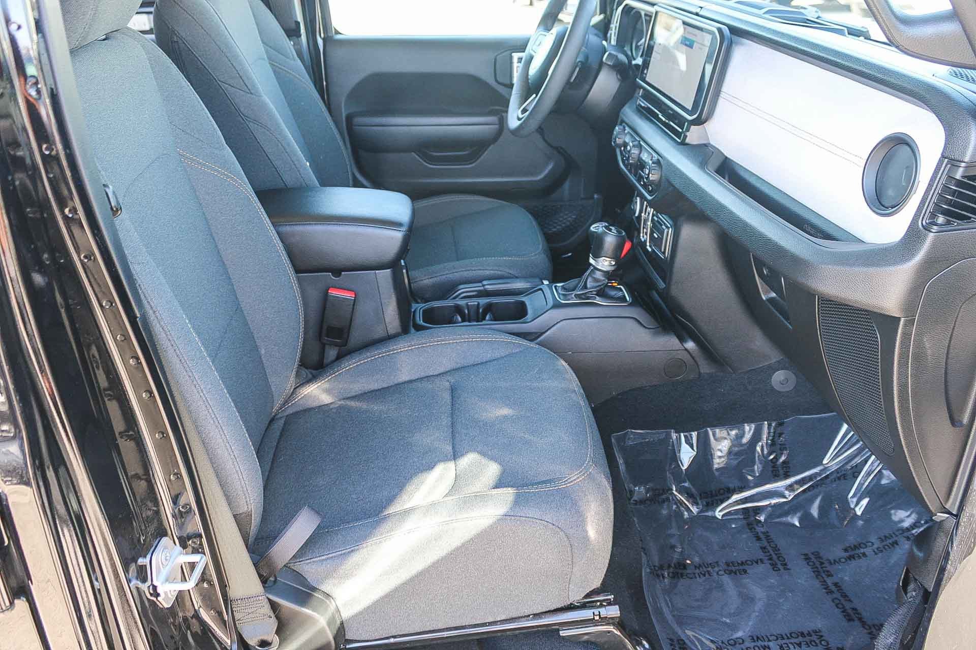 Used 2024 Jeep Wrangler Sport S w/ Technology Group image 17