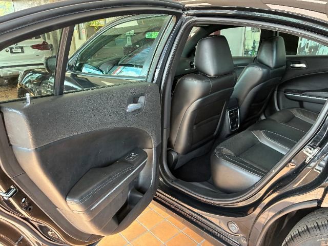 Used 2021 Dodge Charger SXT w/ Leather Interior Group image 18