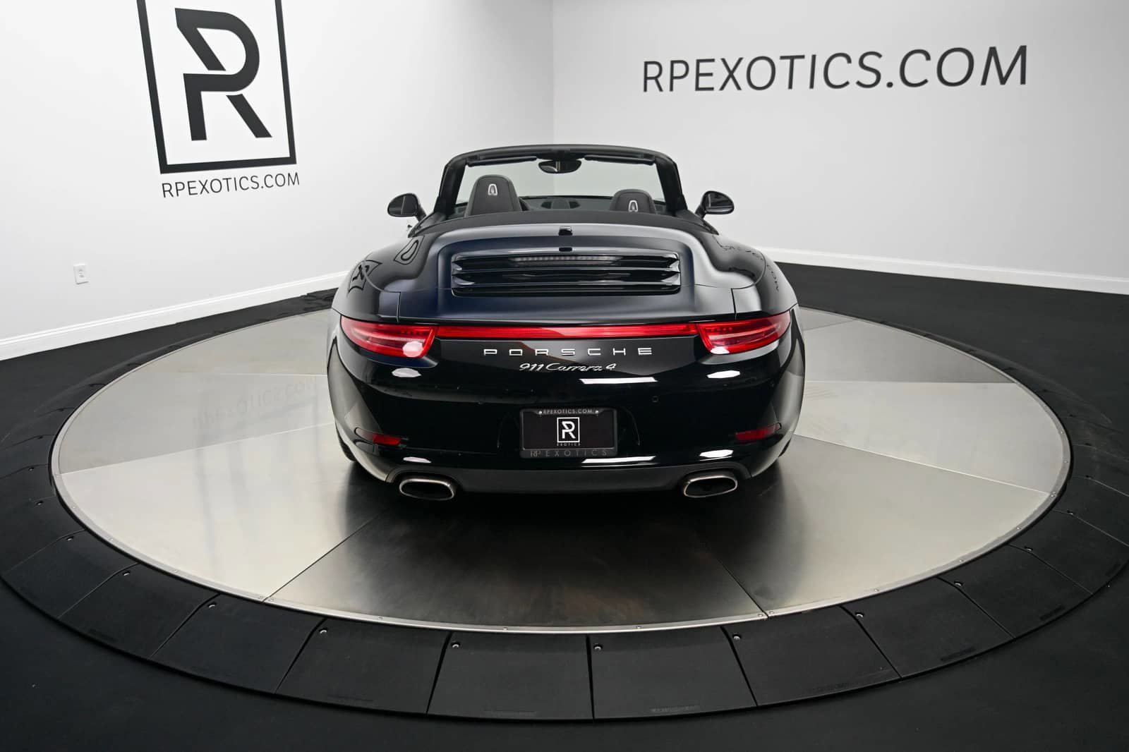 Used 2015 Porsche 911 Carrera 4 AWD/4WD image 13