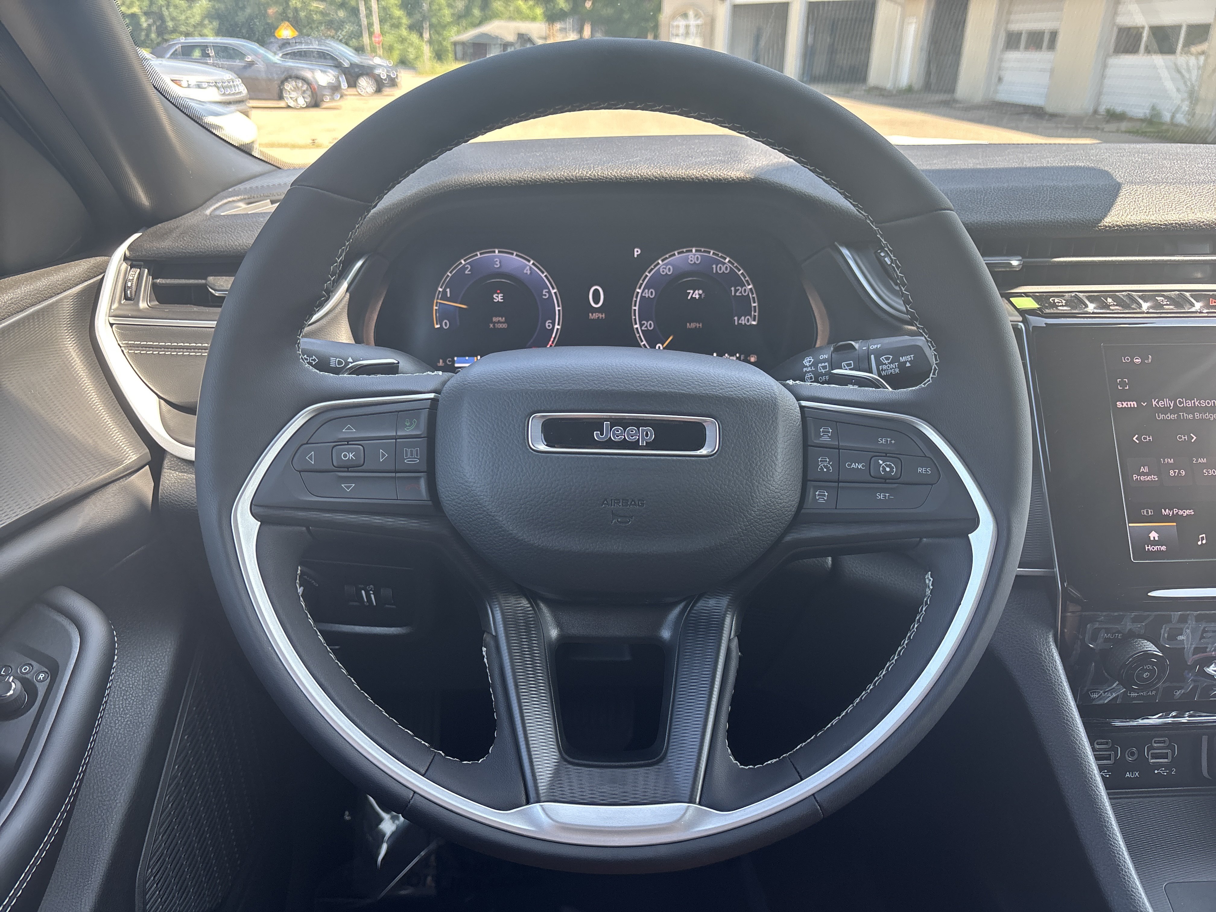 New 2026 Jeep Grand Cherokee L 4WD image 30