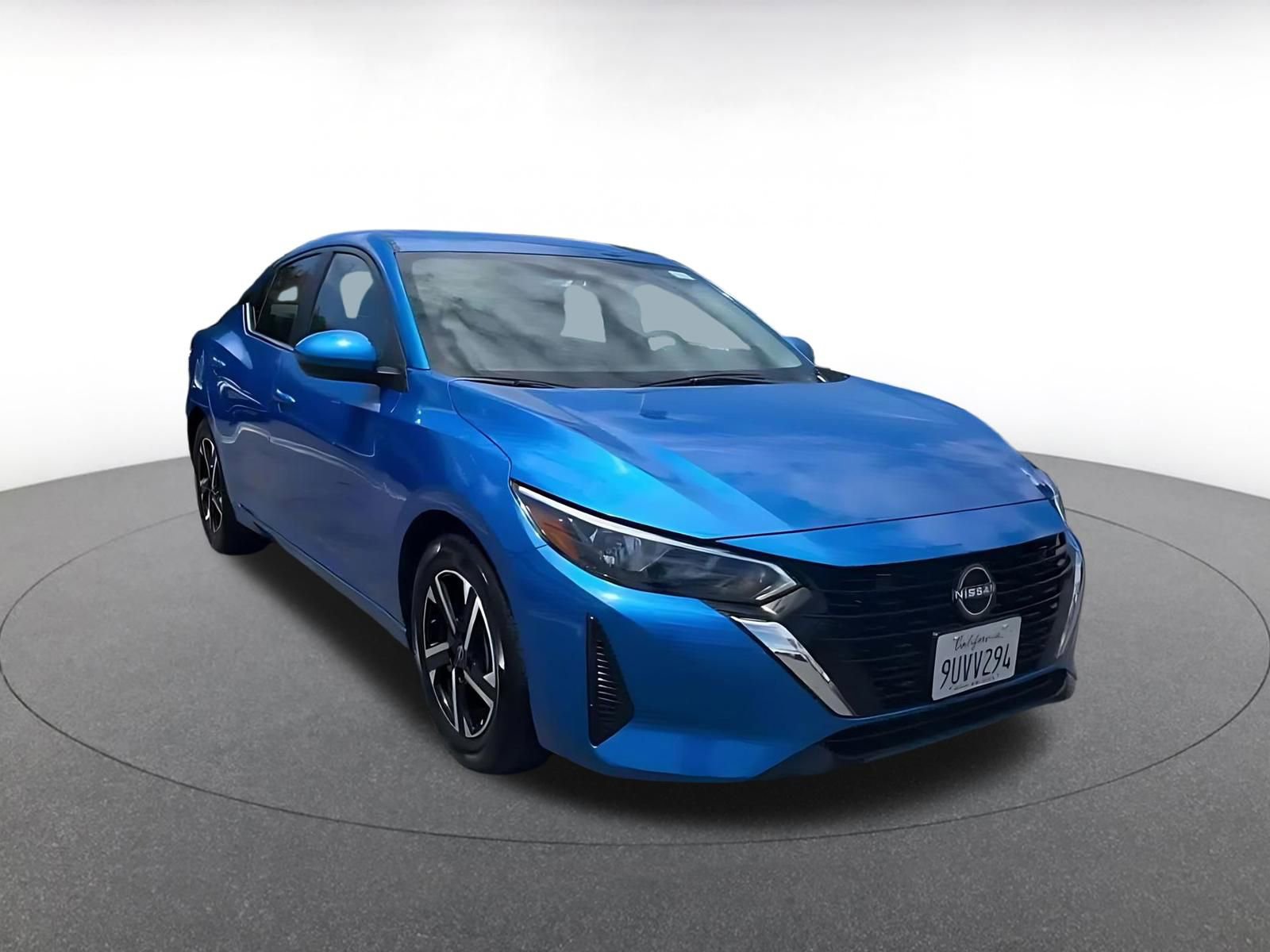 Used 2025 Nissan Sentra SV FWD image 3