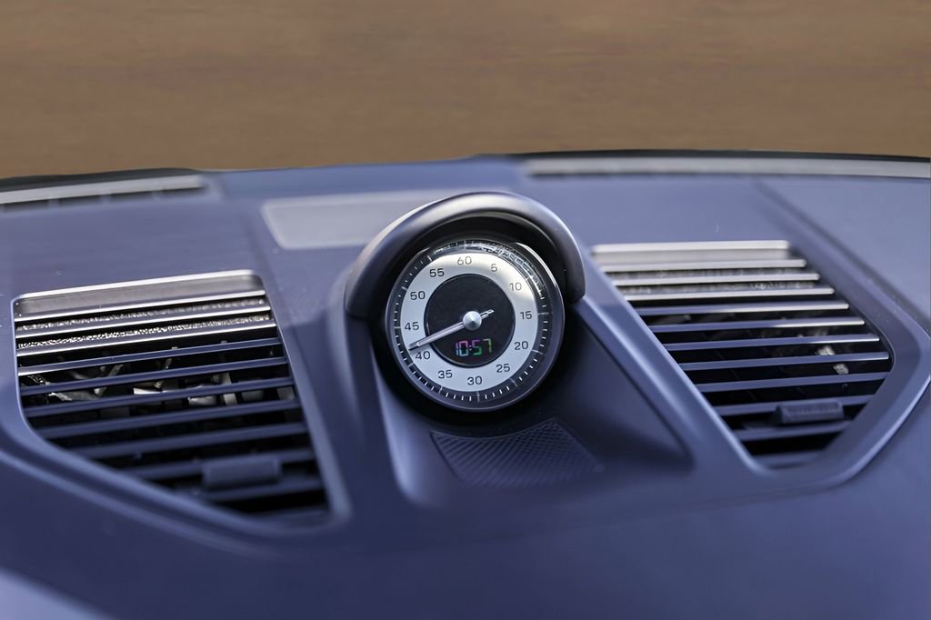 Used 2020 Porsche 911 Carrera S image 18