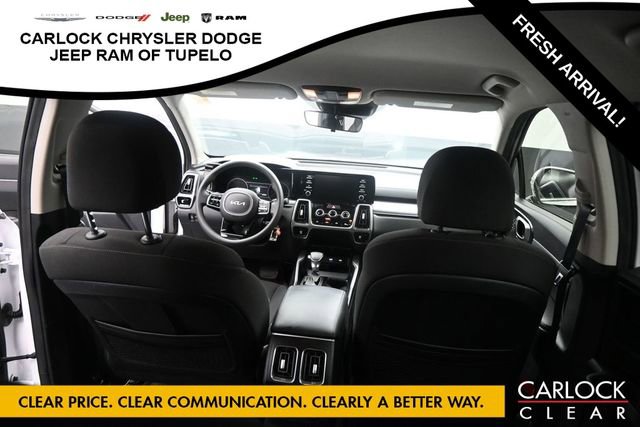 Used 2023 Kia Sorento LX FWD image 33