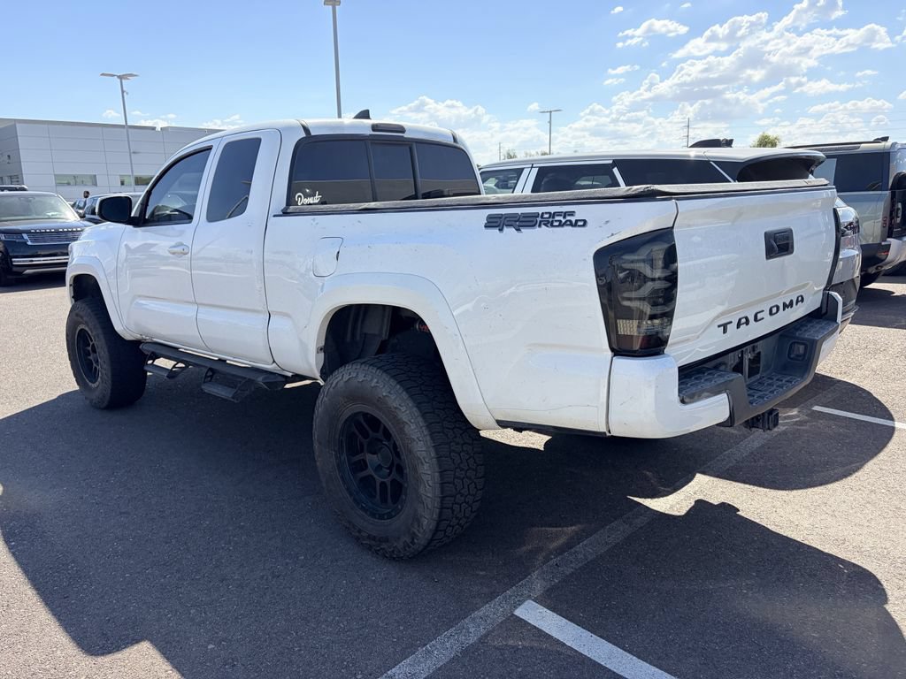 Used 2019 Toyota Tacoma SR5 RWD image 9