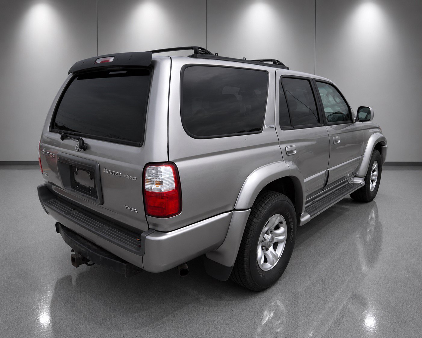 Used 2001 Toyota 4Runner Limited AWD/4WD image 3