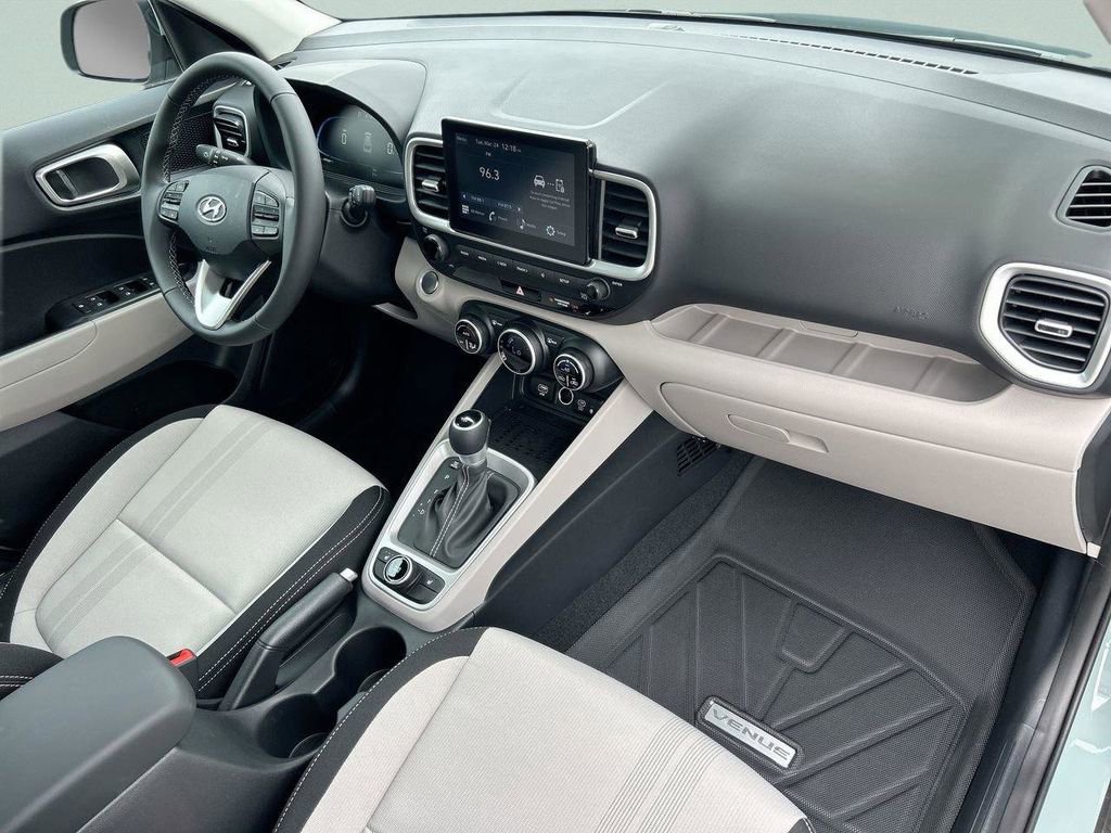 New 2026 Hyundai Venue SEL image 16