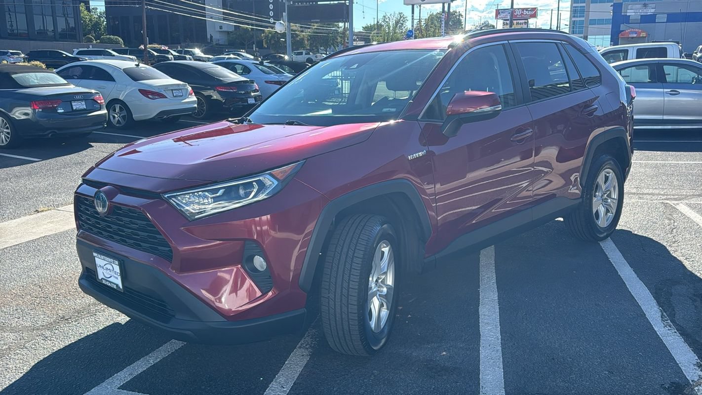Used 2021 Toyota RAV4 XLE w/ Convenience Package AWD/4WD image 7