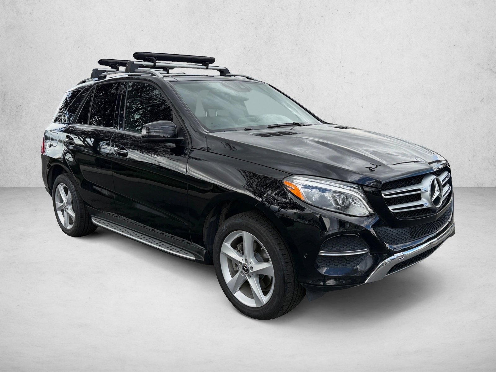 Used 2018 Mercedes-Benz GLE 350 4MATIC image 3