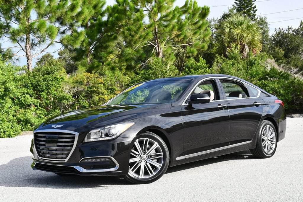 Used 2018 Genesis G80 3.8 w/ Option Group 02 RWD image 2