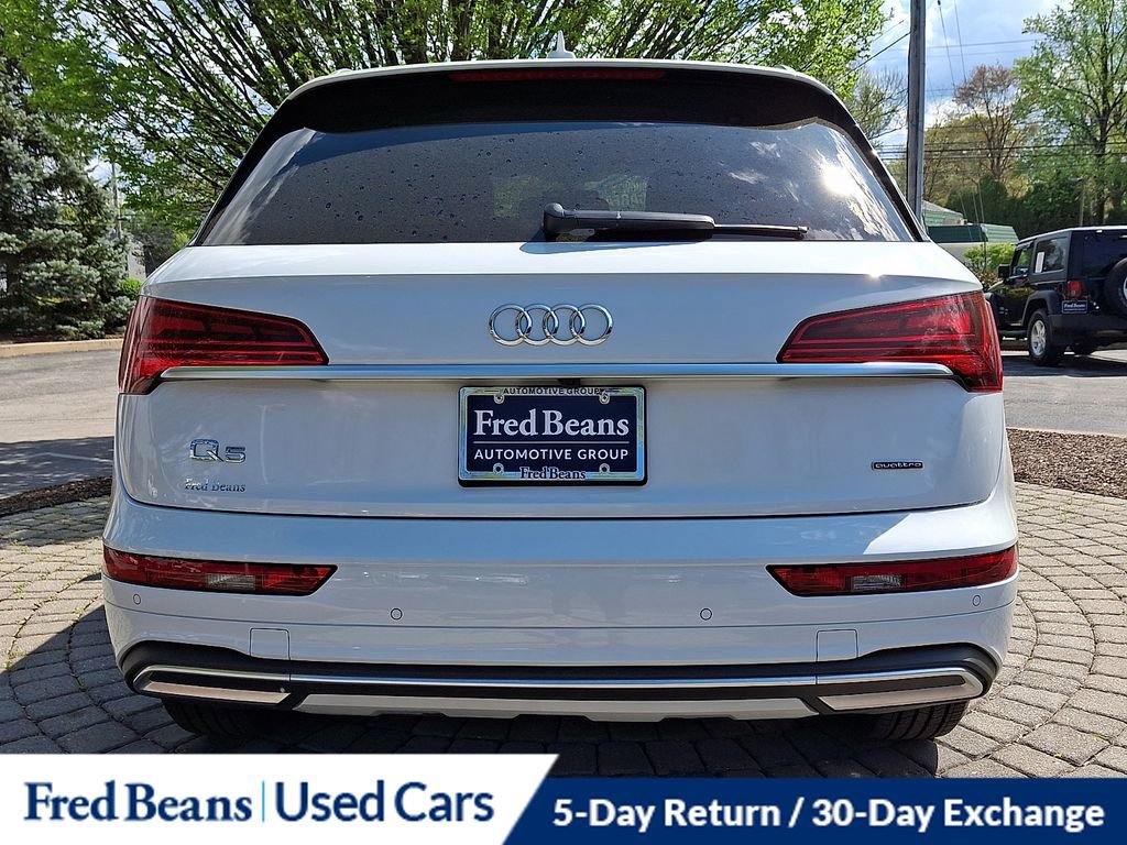 Used 2023 Audi Q5 2.0T Premium w/ Convenience Package AWD/4WD image 5