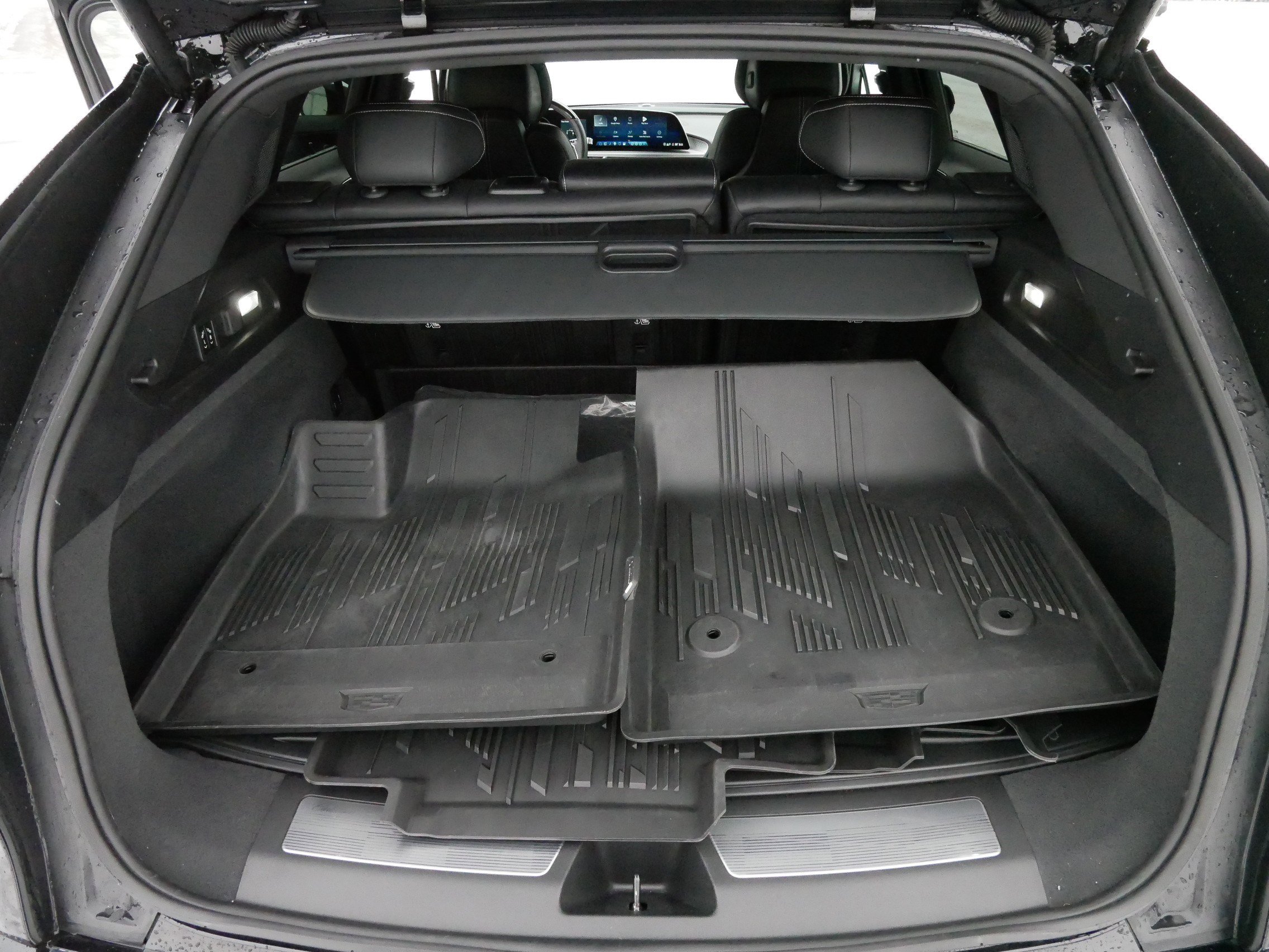 Certified 2024 Cadillac Lyriq Luxury w/ LPO, Floor Liner Package image 18