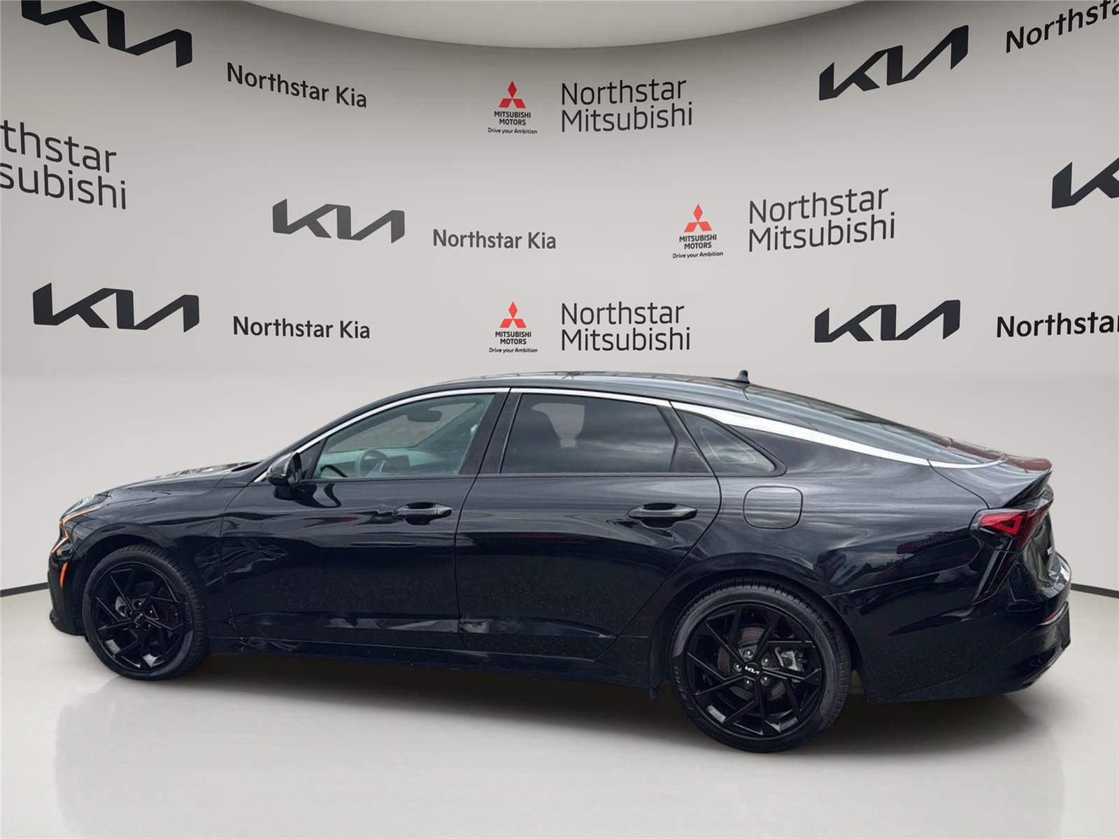 Used 2026 Kia K5 GT-Line w/ GT-Line Premium Package AWD/4WD image 2