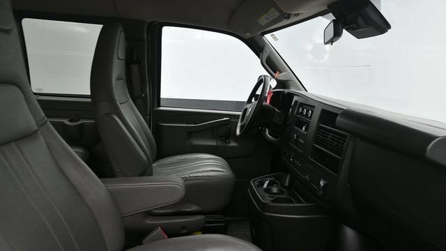 Used 2024 Chevrolet Express 3500 LS RWD image 17